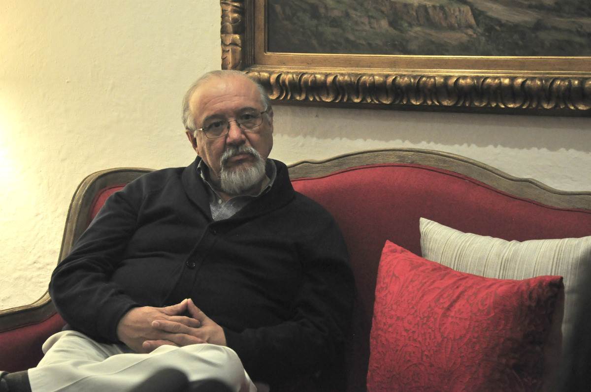 Alista José Caballero estreno de Hamlet