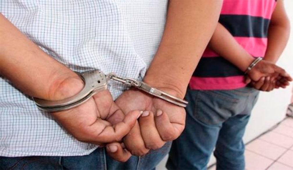 Deportan a tres fugitivos de la justicia en EUA