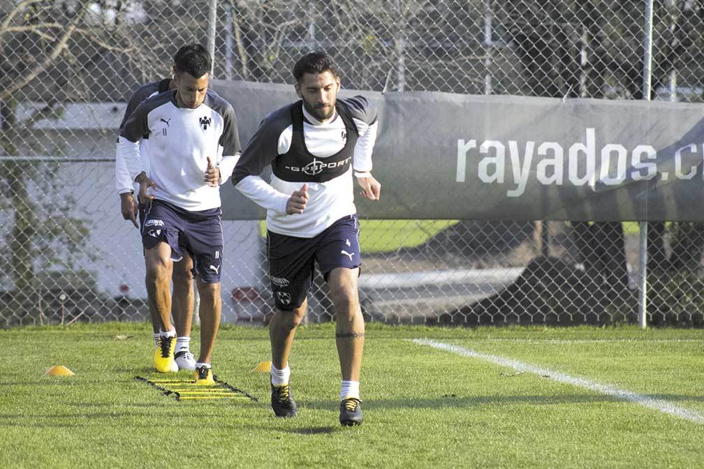 Sánchez elogia a Landon Donovan