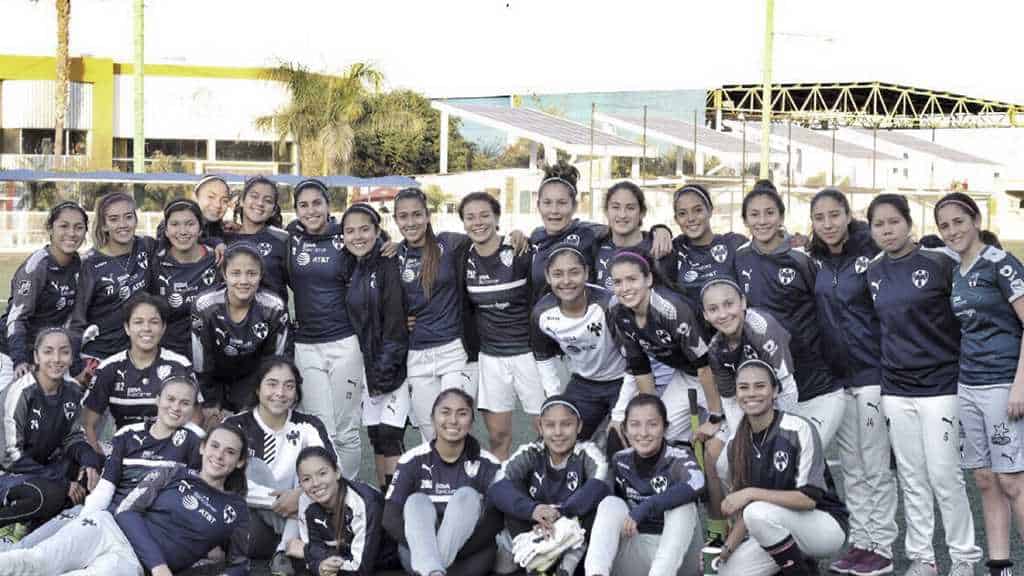 Tigres y Rayadas... ¡Imbatibles!
