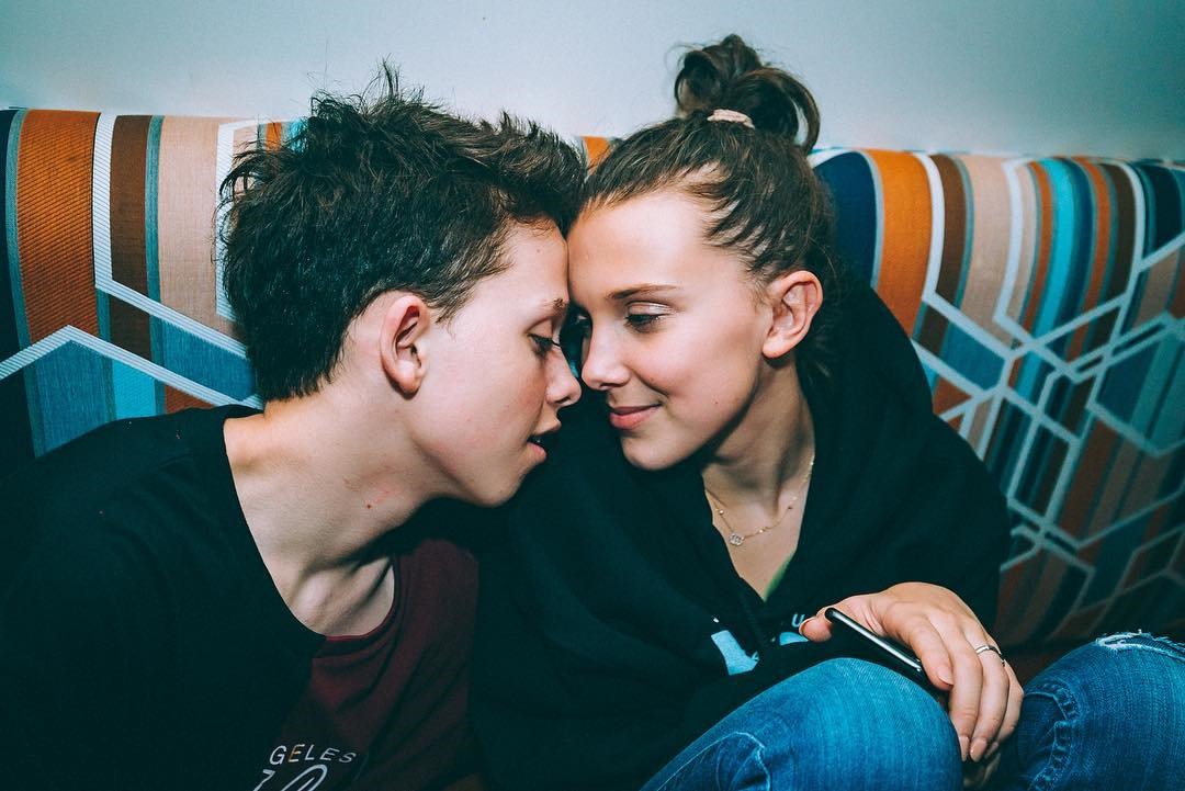 Millie Bobby Brown recibe tierna felicitación de su novio