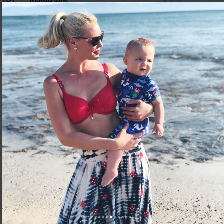 Katherine Heigl vacaciona en playas mexicanas
