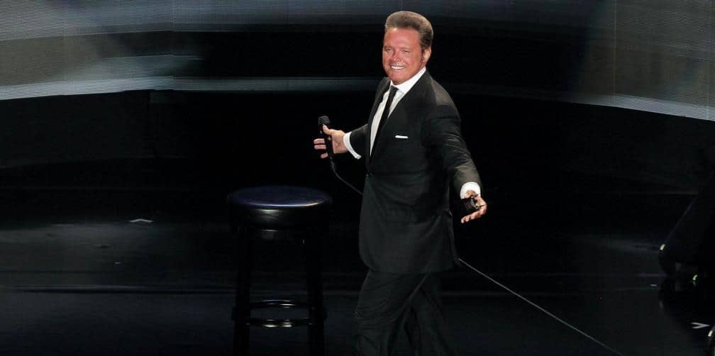 Luis Miguel celebró su cumpleaños con Stephanie Salas