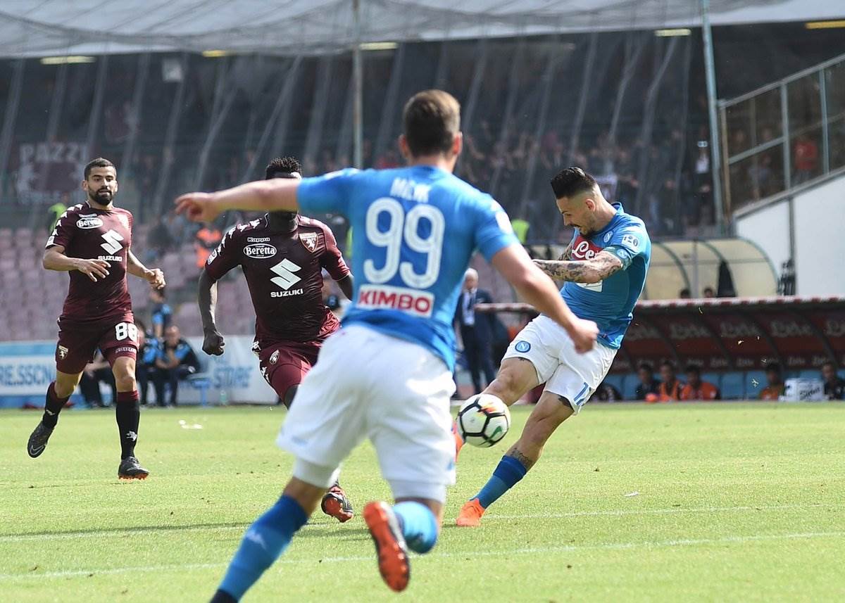 Napoli empata 2-2 ante Torino y 'Juve” casi es campeón en Serie A