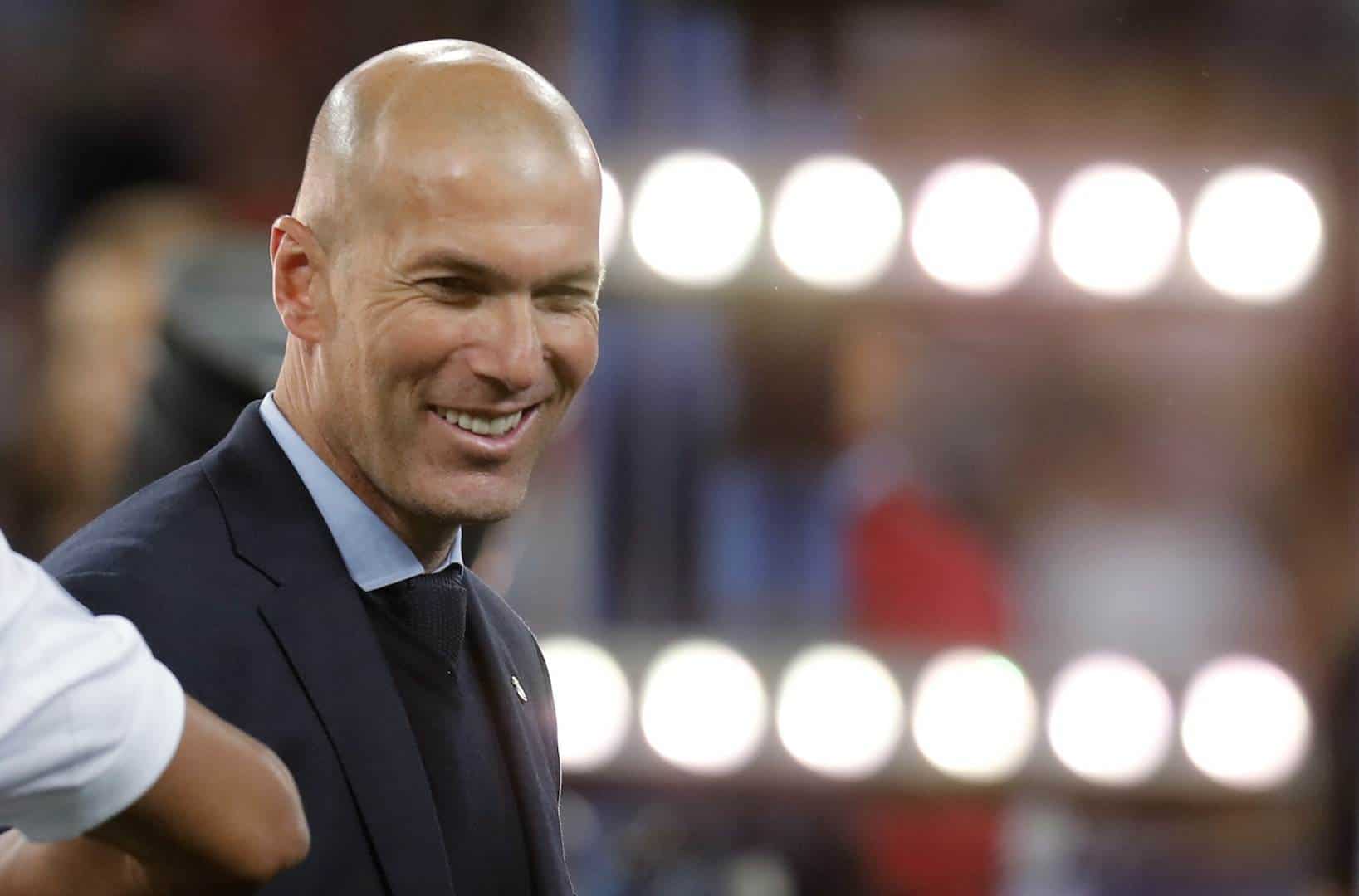 Renuncia Zinedine Zidane a la dirección técnica del Real Madrid