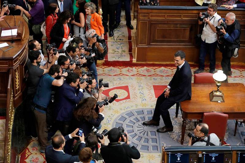 Pedro Sánchez, nuevo presidente de España; destituyen a Mariano Rajoy