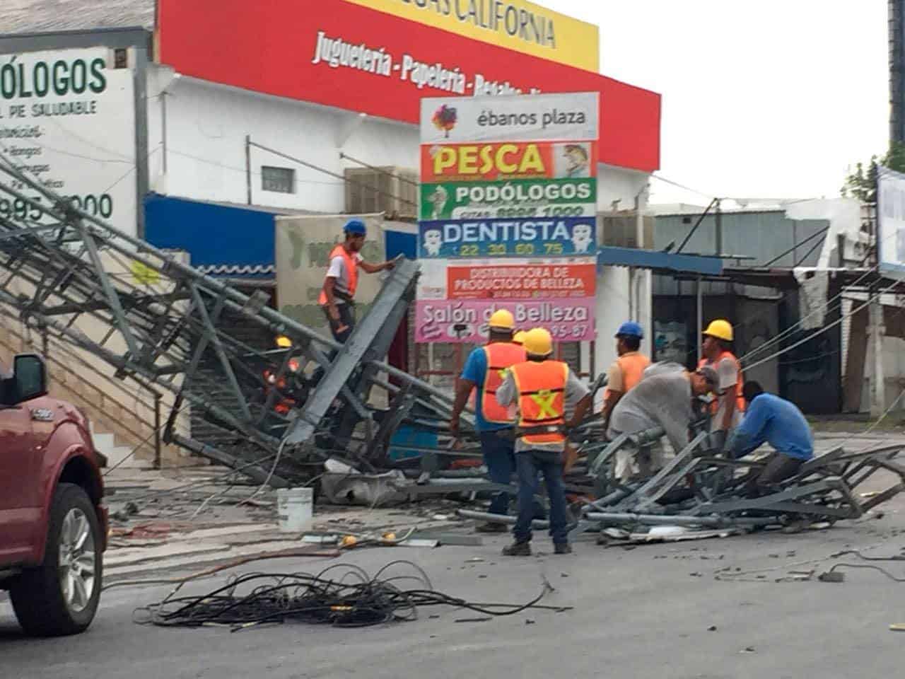 Reparan antena en Apodaca; cierran vialidad