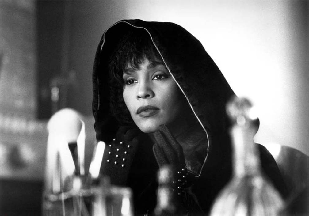 Mostrarán lado íntimo de Whitney Houston en su documental