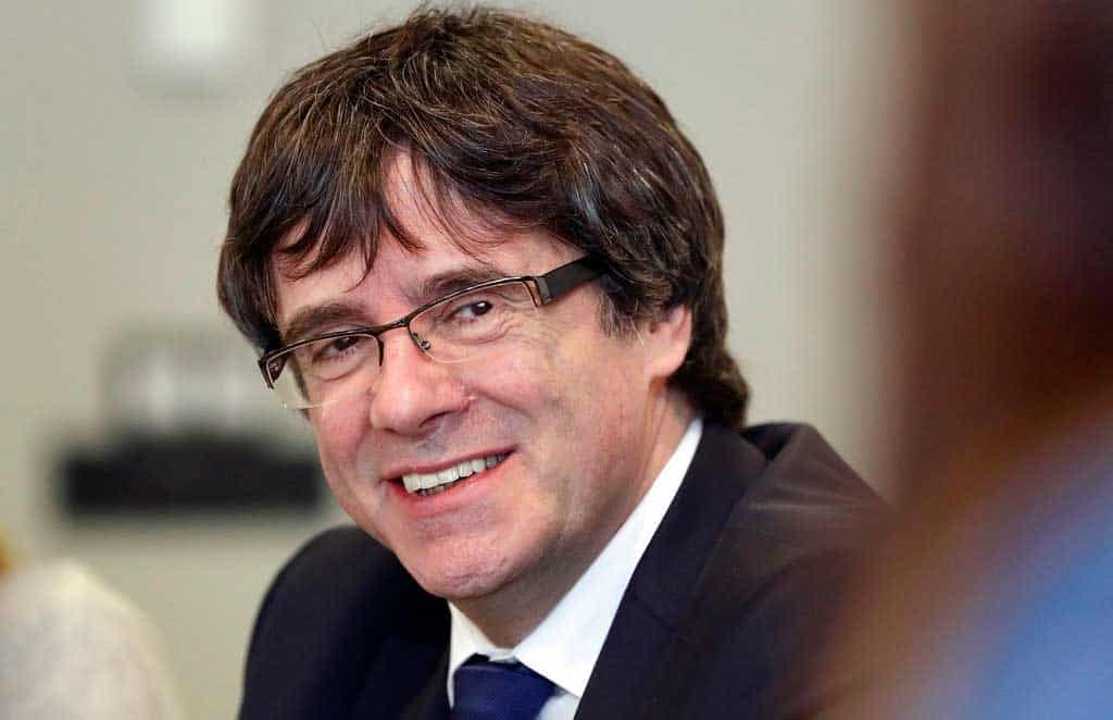 Juez español rechaza la entrega de Puigdemont solo por malversación