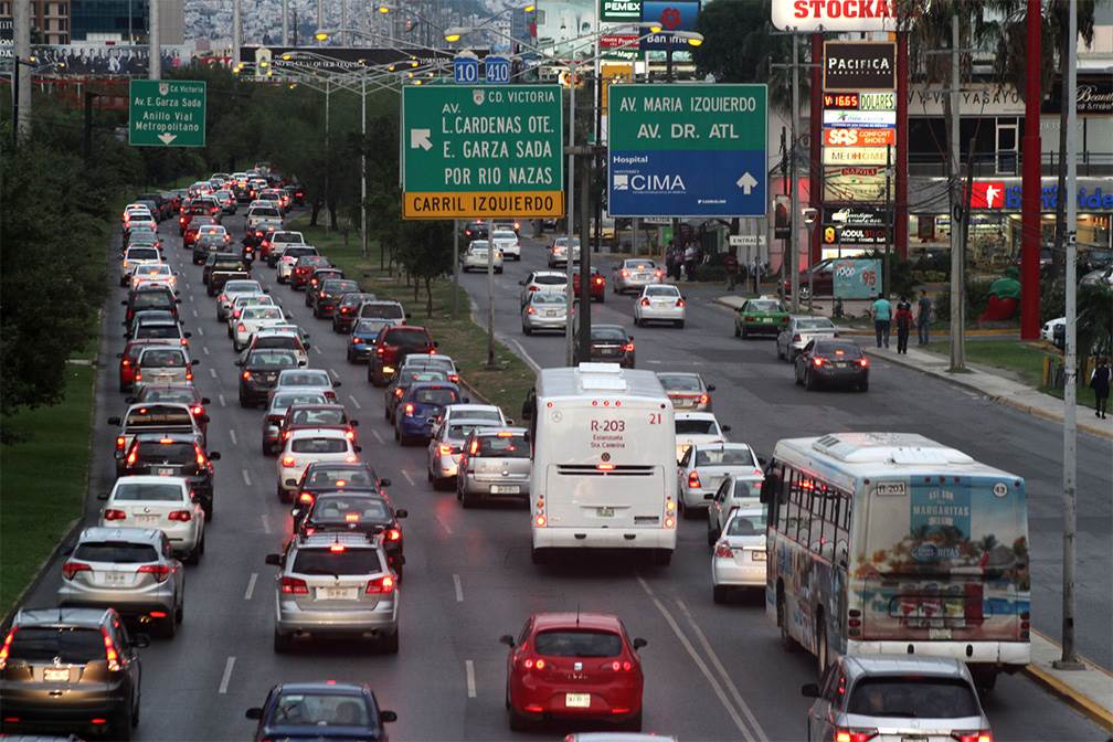 Cuídese del caos vial, regresan a clases los universitarios