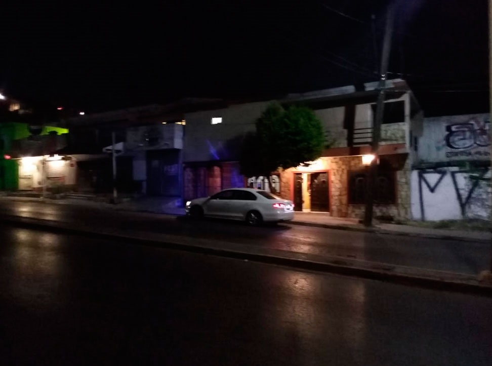 Persiguen y balean a joven en la zona norte de Monterrey