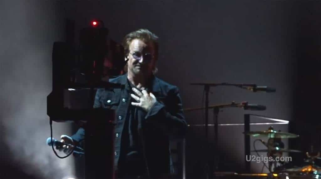 Video del momento en que Bono se queda sin voz