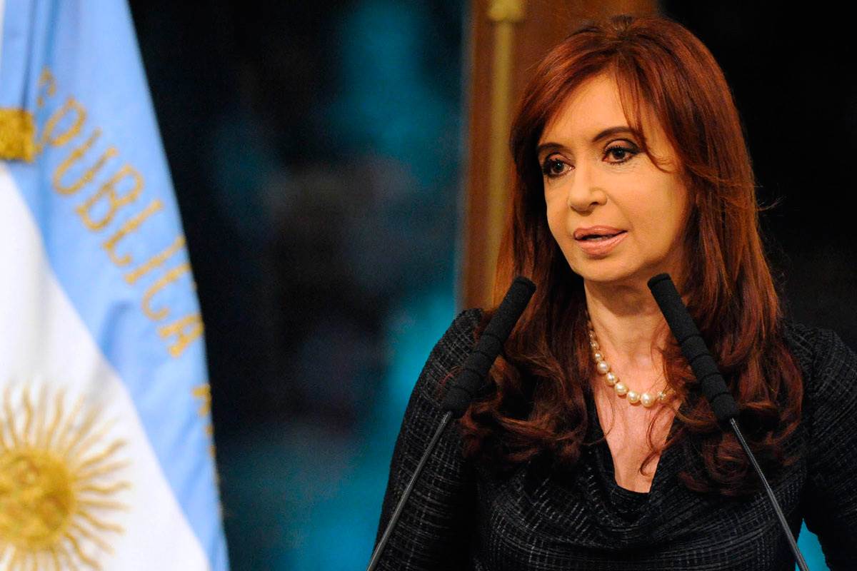 Procesan por corrupción a expresidenta argentina Cristina Fernández