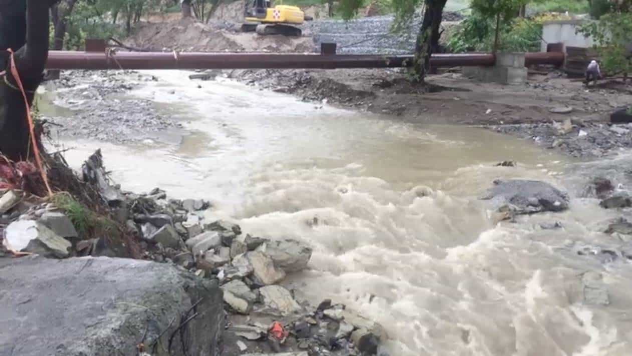 Lluvias retrasan trabajos en arroyo El Capitán