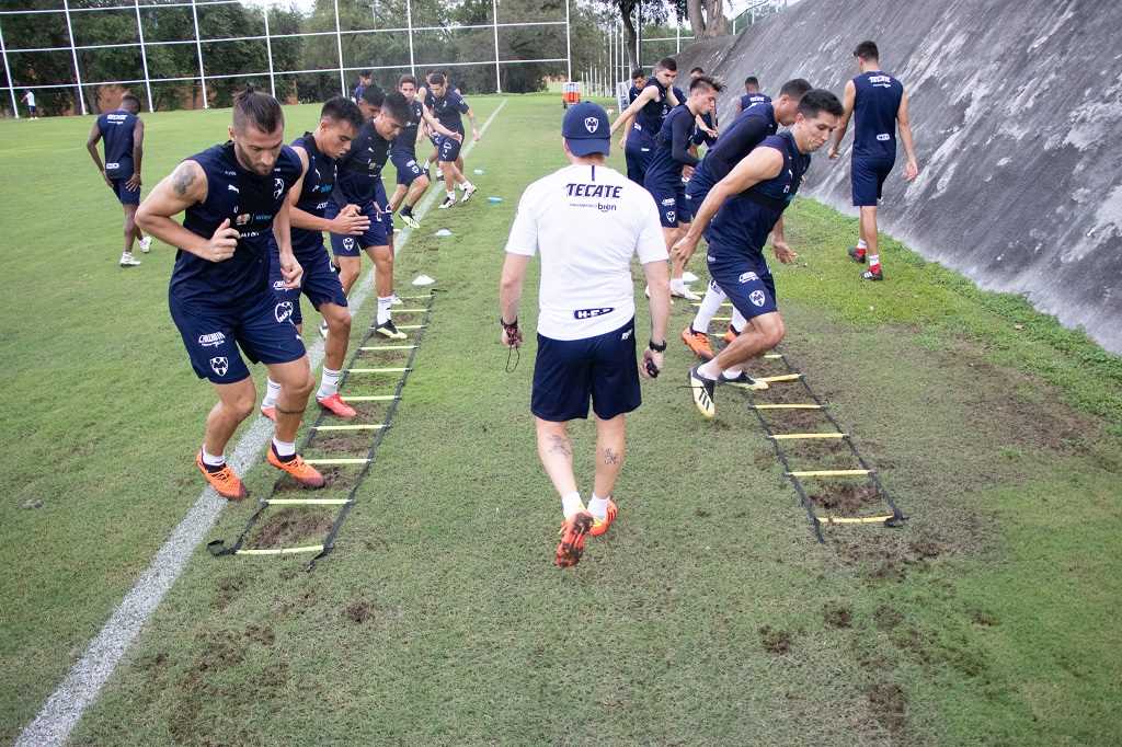 Lesiones frustran a Diego Alonso
