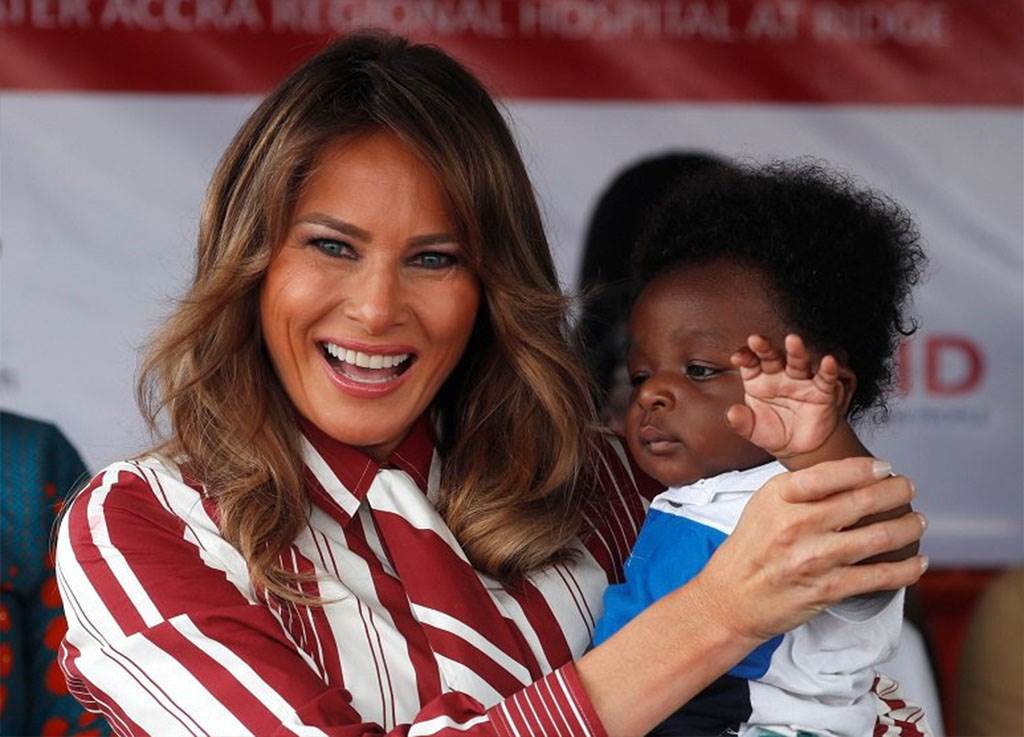 Melania Trump inicia en Ghana su primera gira sola por África