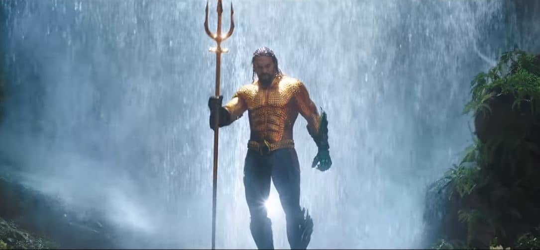 Aquaman presenta su mundo en tráiler extendido