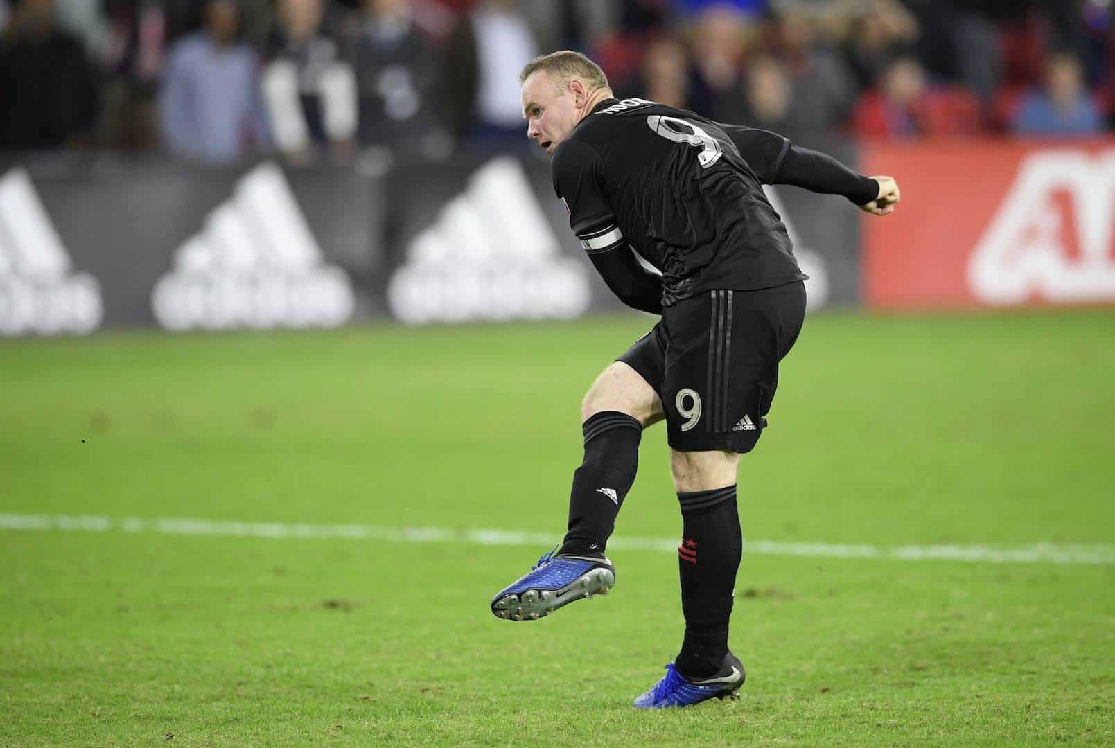 Afirma Rooney que se retirará en EUA