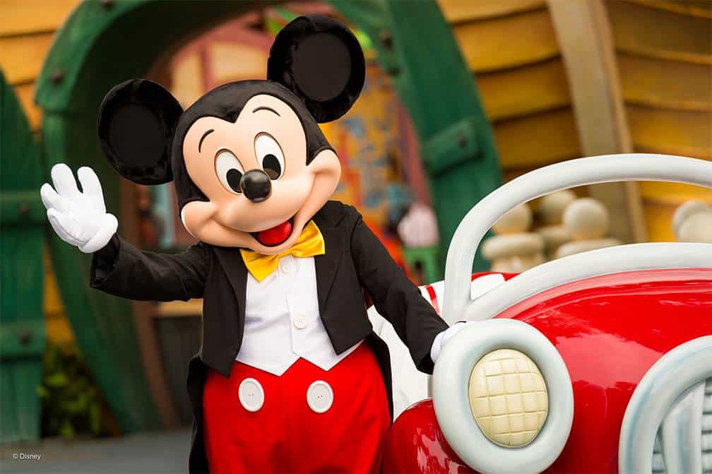 ¡Mickey Mouse es un ratón lleno de alegría!