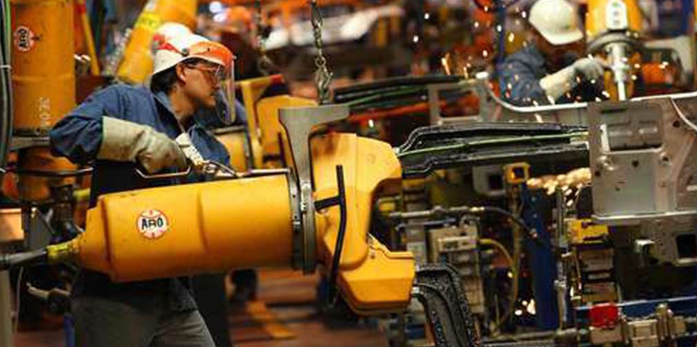 Economía de NL crece 3%; repuntan servicios