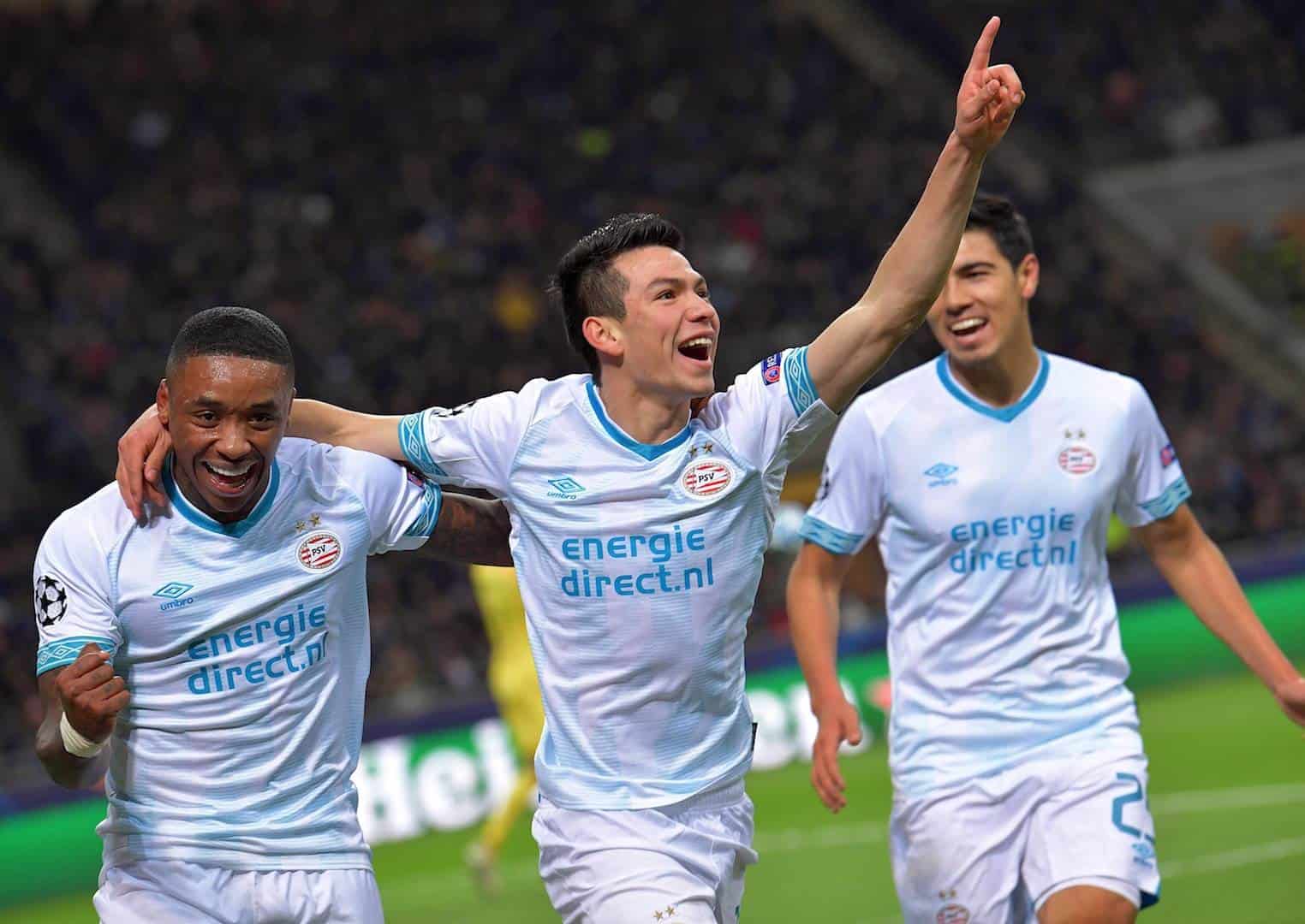 Hirving Lozano destaca en el equipo revelación de la Champions