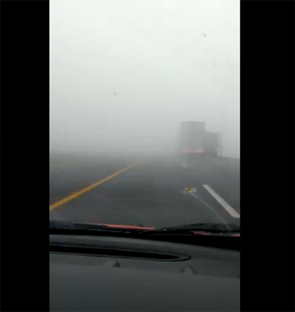 Cierran autopista Monterrey-Saltillo por bancos de niebla