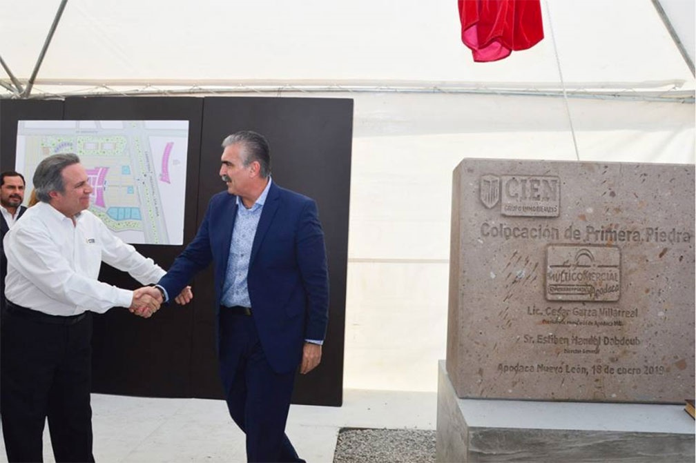 Sector comercial detona en Apodaca