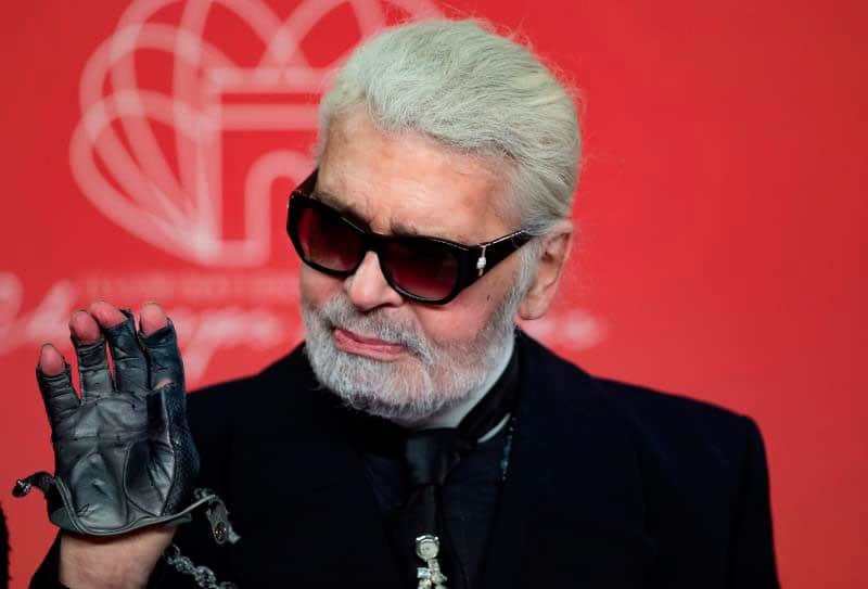 Muere el icónico modisto Karl Lagerfeld a los 85 años