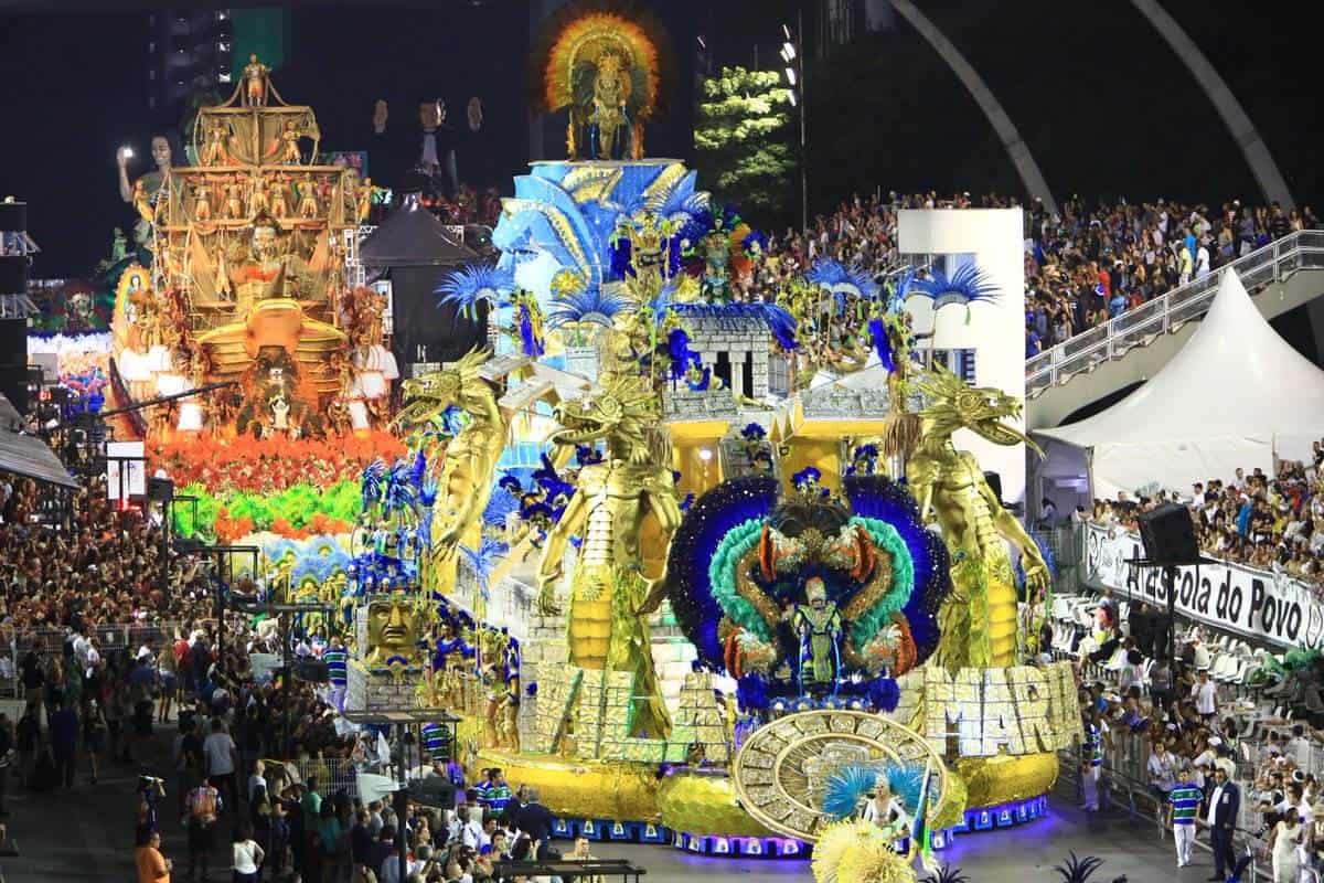 Ayudarán a mujeres en el Carnaval de Sao Paulo