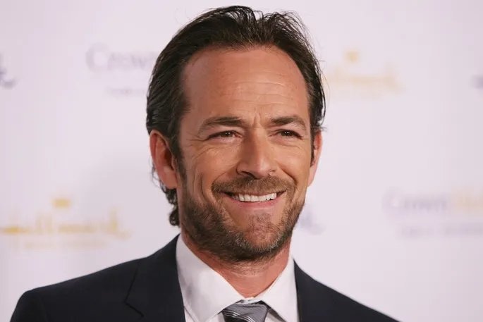 Luke Perry actor de Beverly Hills 90210 sufre derrame cerebral