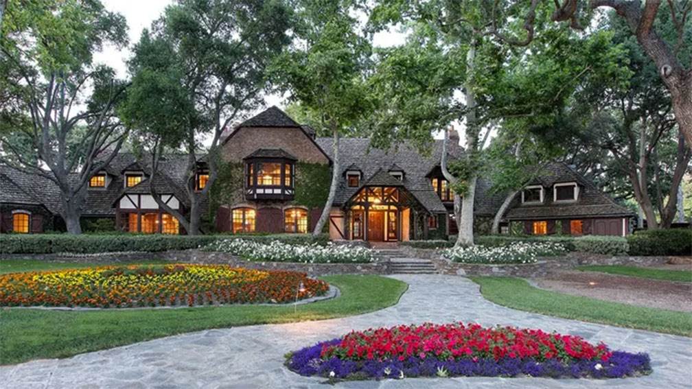 Herederos de Jackson bajan a 31 millones la venta de Neverland