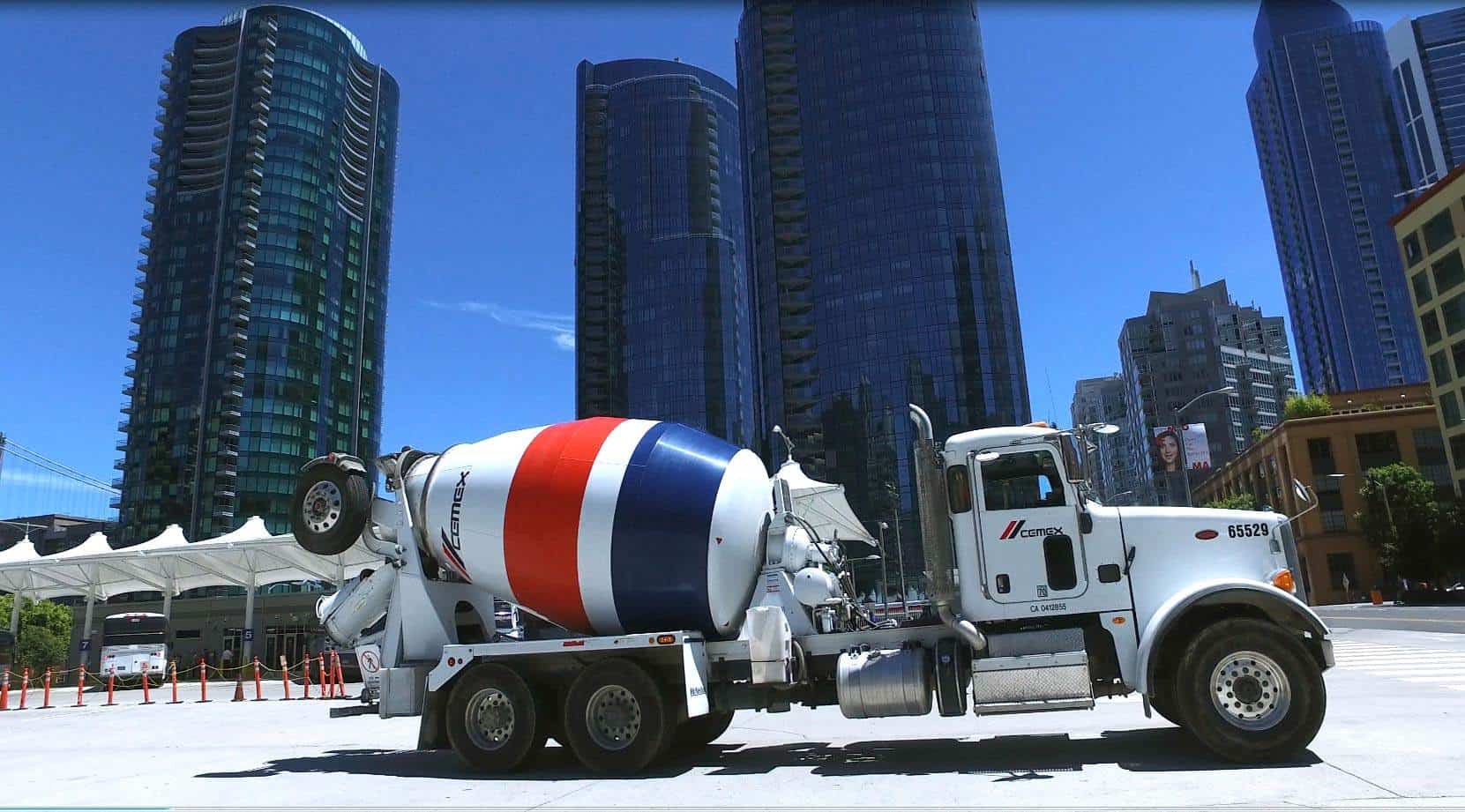 Afina Cemex venta de activos; avanza 50% plan de desinversión