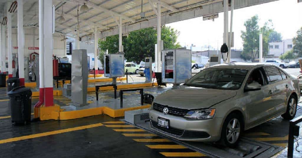 Rechazan sampetrinos verificación vehicular impulsada por Treviño