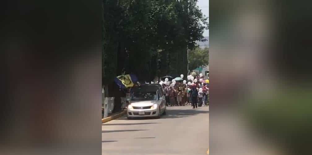 Dan emotiva despedida a niño aficionado de Tigres