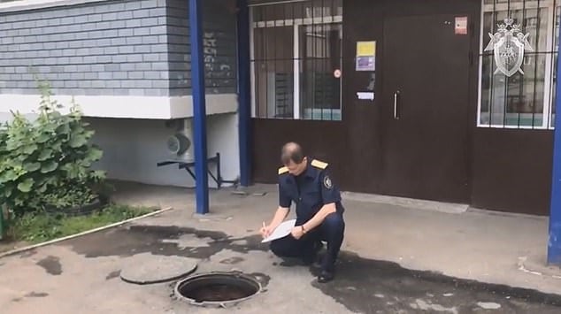 Niña cae tres metros en una alcantarilla; responsables podrían ir a la cárcel