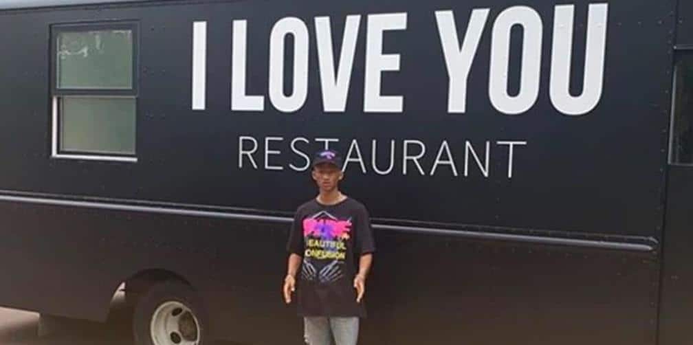 Jaden Smith presenta 'I Love You Restaurant' para personas sin hogar