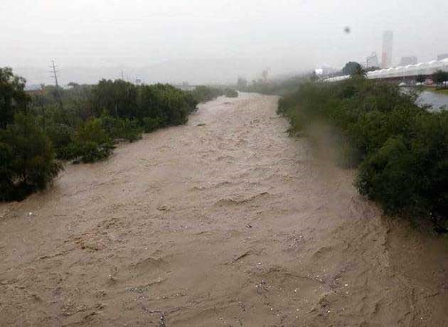 Ajustan a 4,200 mdp monto de daños por lluvias de 'Fernand'