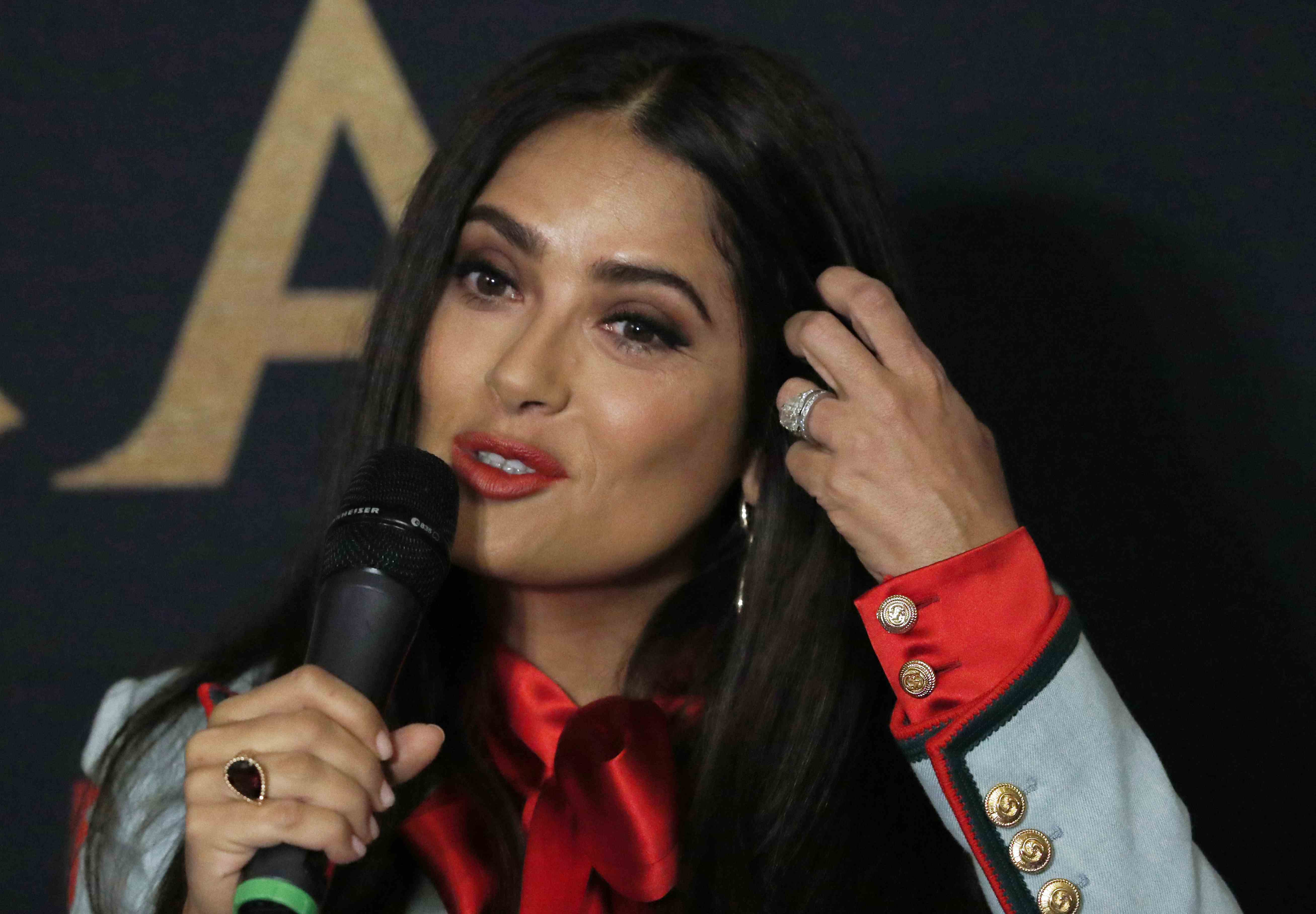 Salma Hayek desea proteger la imagen que se tiene de México