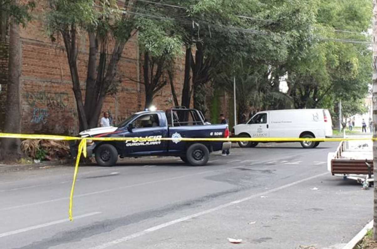 Asesinan y le prenden fuego a una mujer en Guadalajara