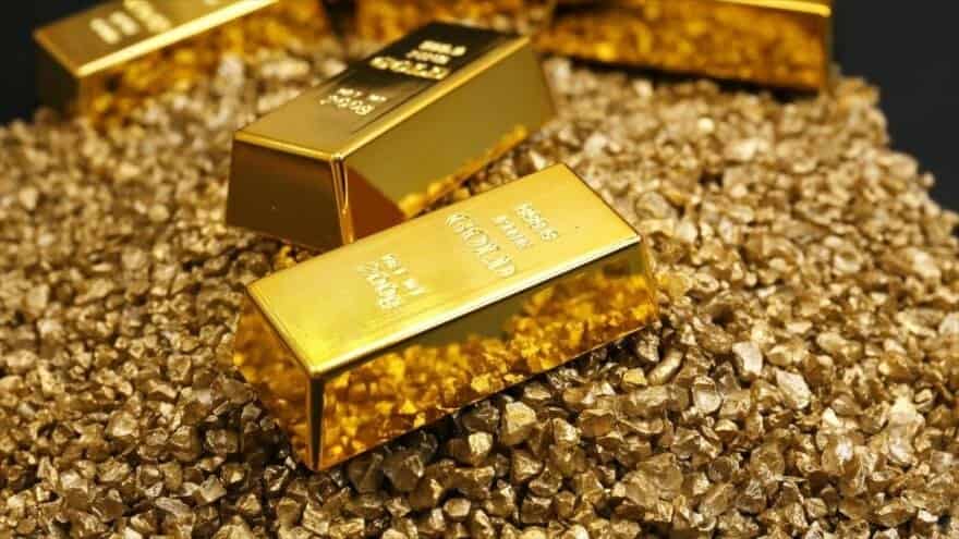 Albañiles encuentran oro al trabajar en una construcción