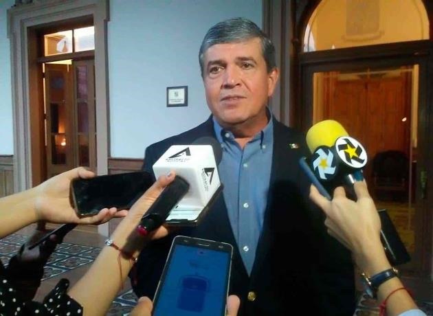 Esperaran resolución y seguirán con defensa contra destitución del Bronco