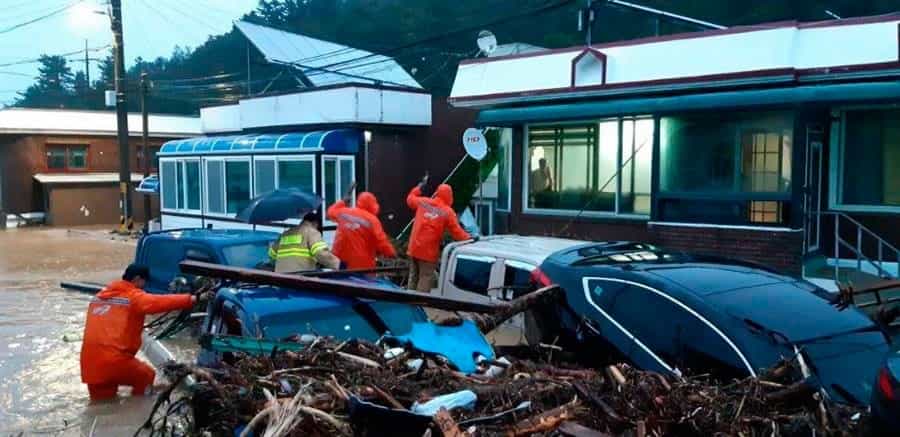Al menos 4 muertos y 2 desaparecidos deja el tifón Mitag en Corea del Sur