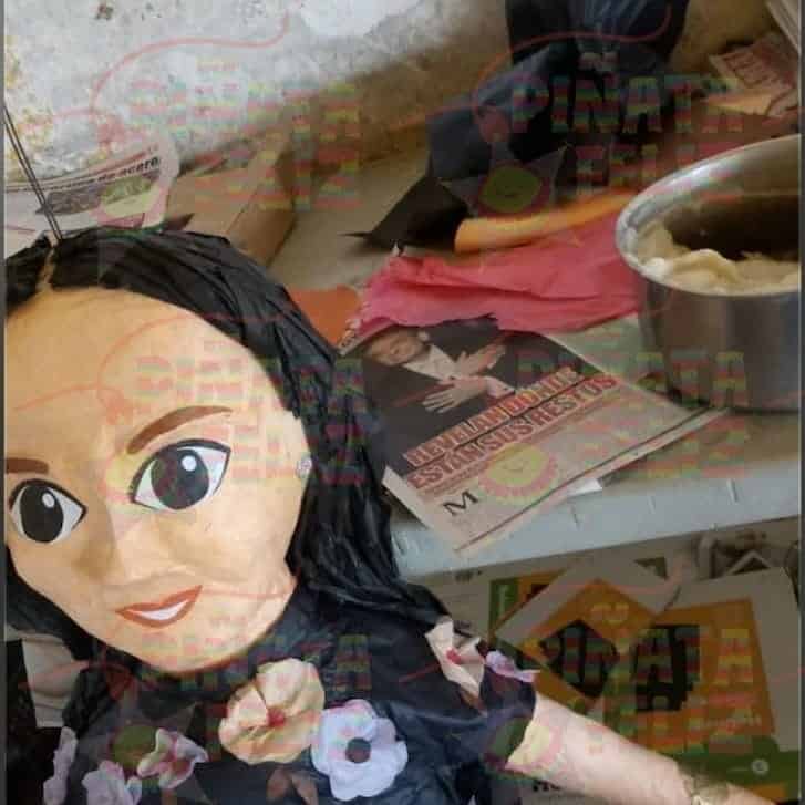 Crean piñata de 'Sarita' para sacar el coraje que llevas dentro