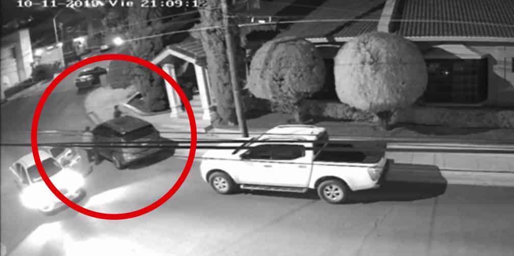 Captan robo 'récord' en Monterrey; en 15 segundos sustraen autopartes