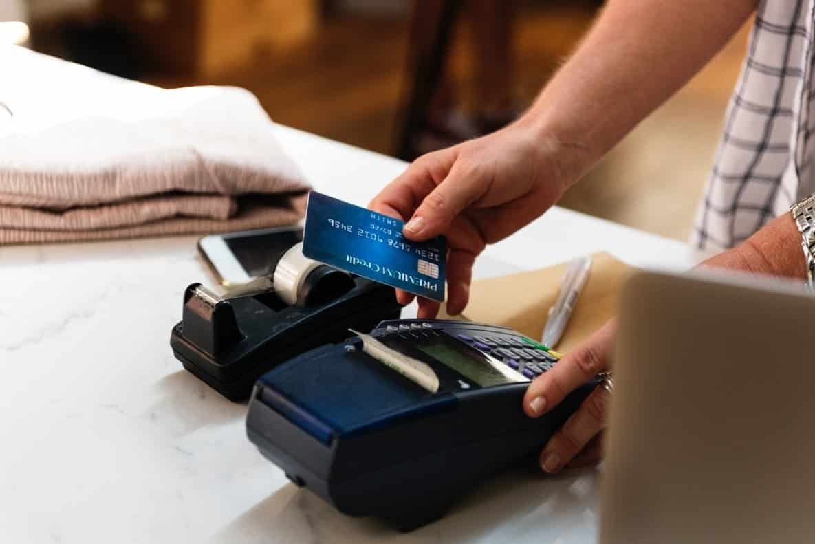 ¿Usas tarjetas? ¡Ojo! pagarás tasas más altas de interés