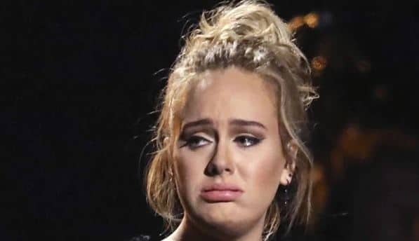 Adele luce irreconocible por su físico; seguidores le aplauden