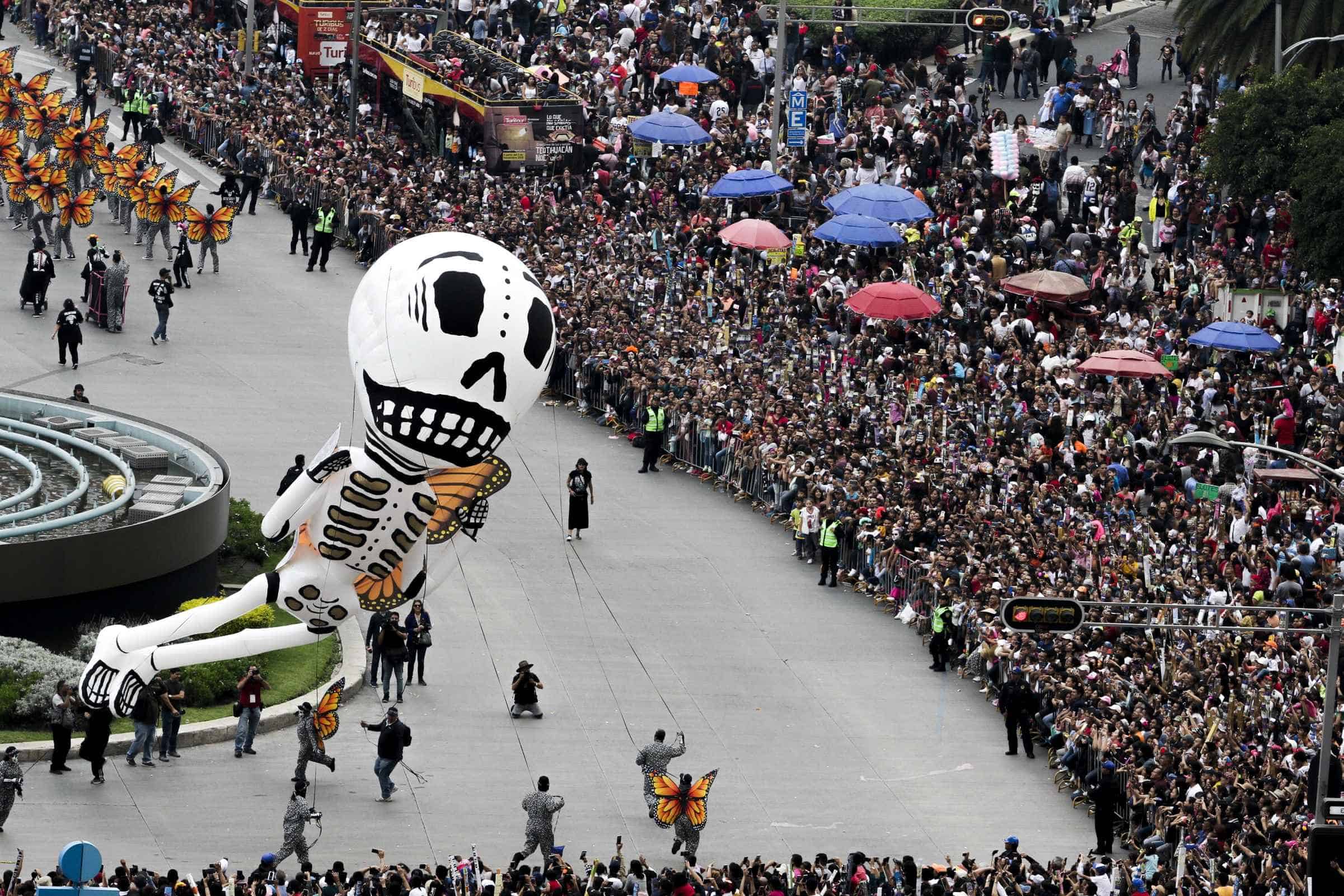 Muertos 'levantan' el turismo en México