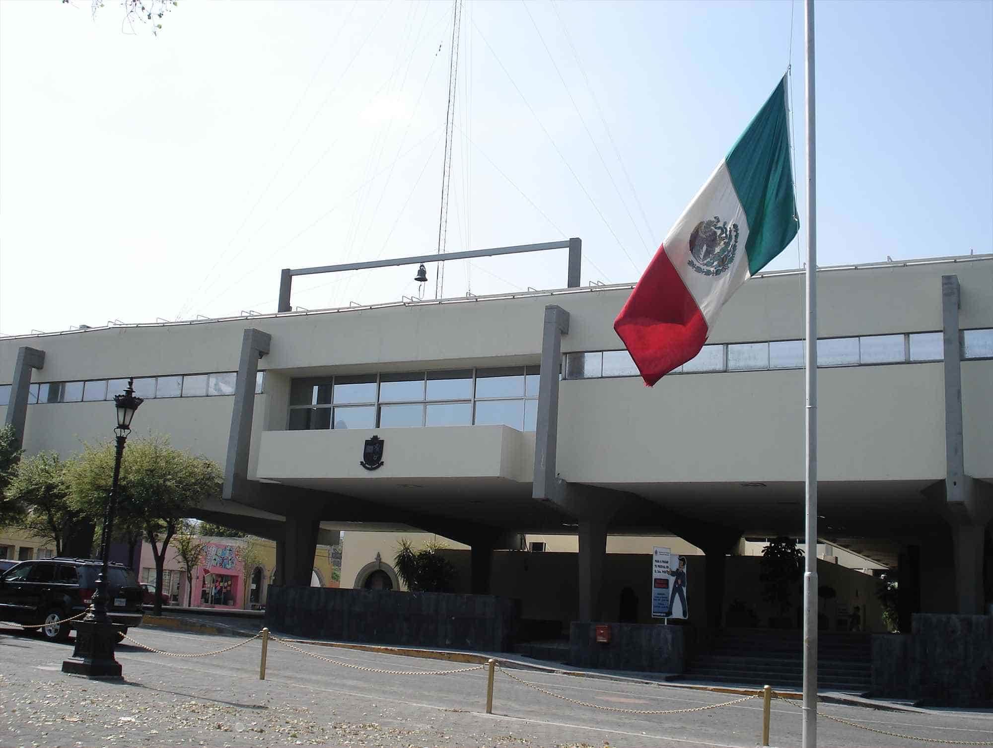 Acusa PAN: empresas hacen la 'chamba' del municipio en San Pedro