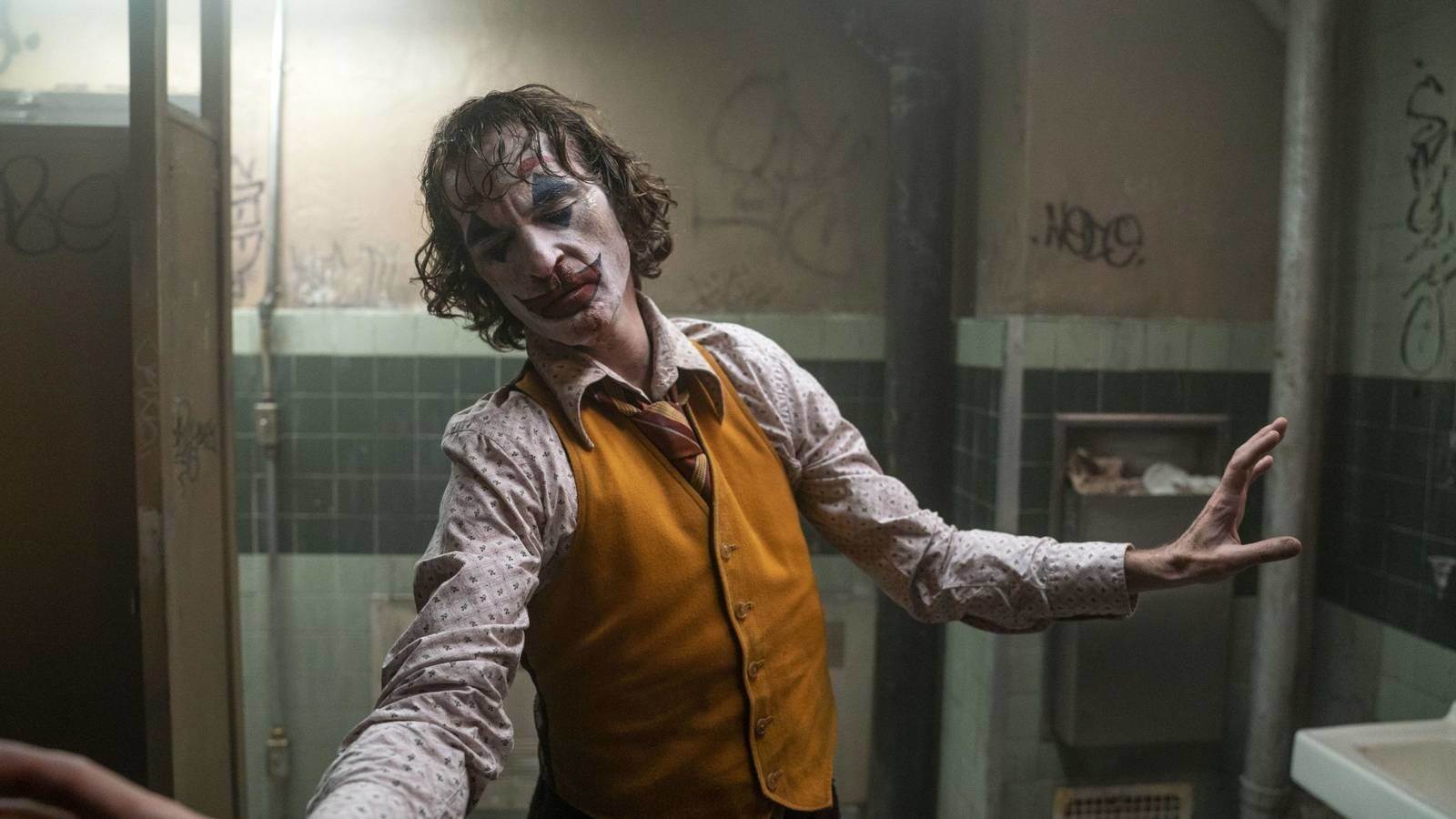 Cinéfilos sufren intento de robo durante función del 'Joker'