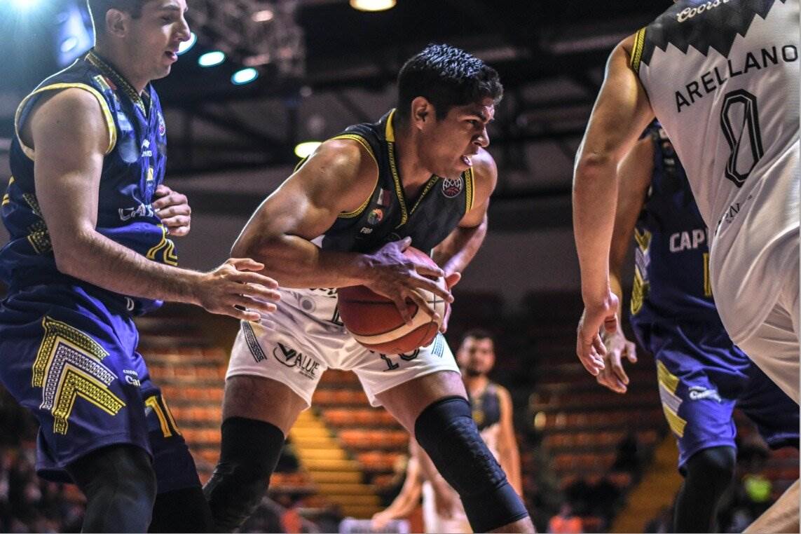 A Fuerza Regia se le escapa el triunfo ante Capitanes
